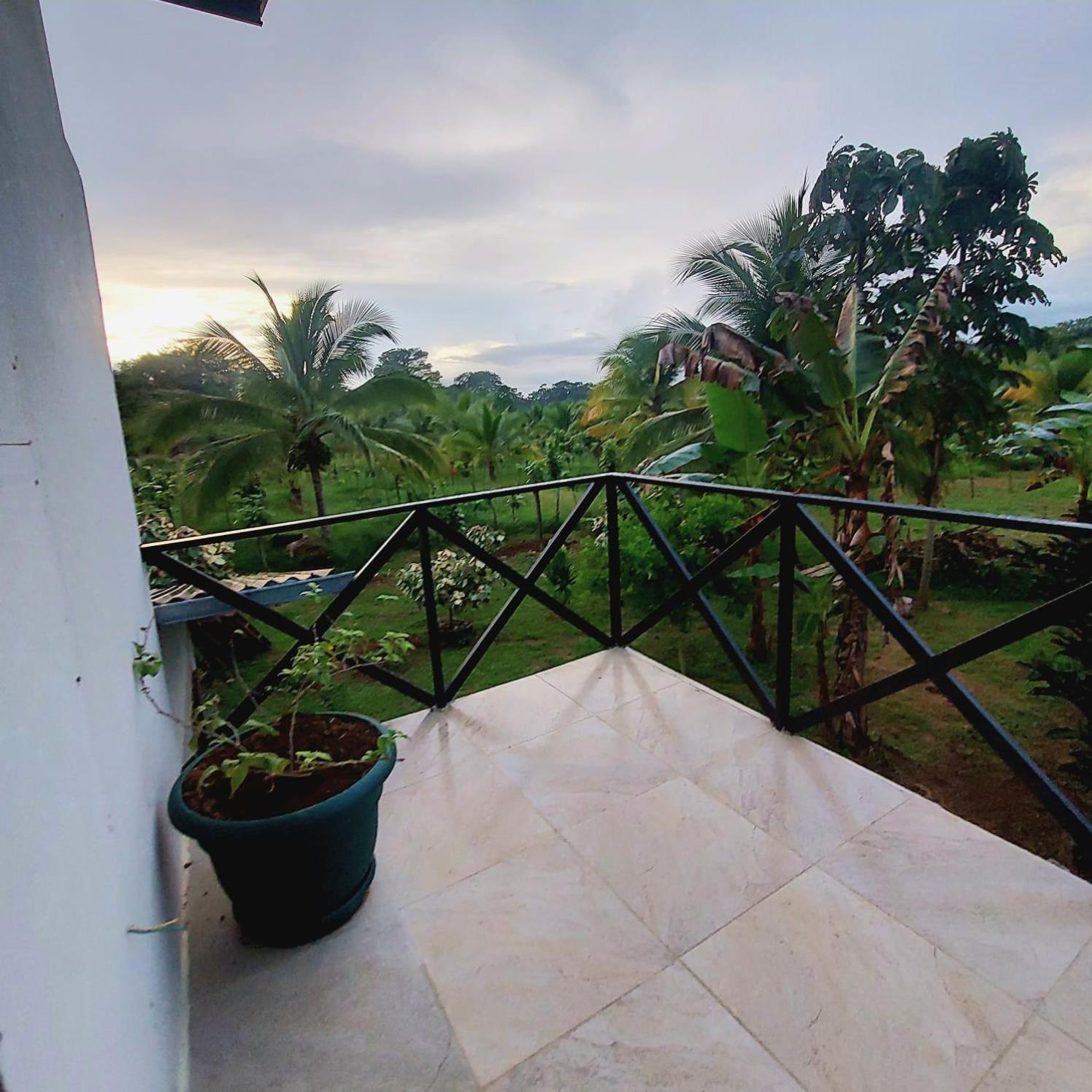 Bewak Cr Hotel Tortuguero Ngoại thất bức ảnh